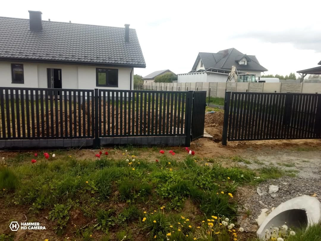 zdjęcie - ogrodzenia palisadowe